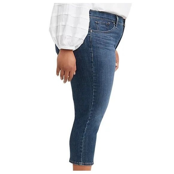 Levi's Women's Trendy Plus Size 311 Shaping Skinny Capri Jeans Blue Denim 16W - Picture 4 of 10